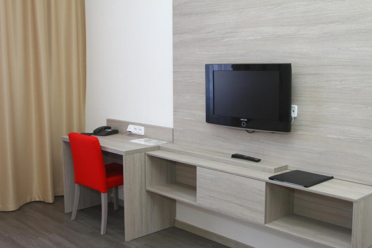 Hotel Palac Elektra オストラヴァ エクステリア 写真